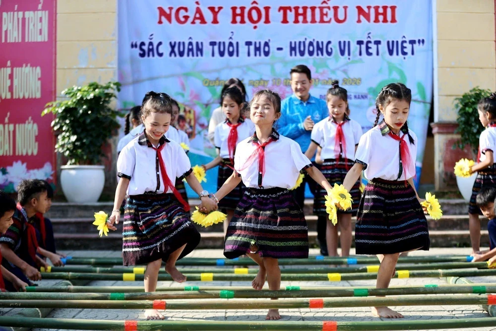 Đẩy mạnh truyền thông, ngăn ngừa lao động trẻ em nhân ngày 12/6 - Ảnh 2. Đẩy mạnh truyền thông, ngăn ngừa lao động trẻ em nhân ngày 12/6 - Ảnh 2.