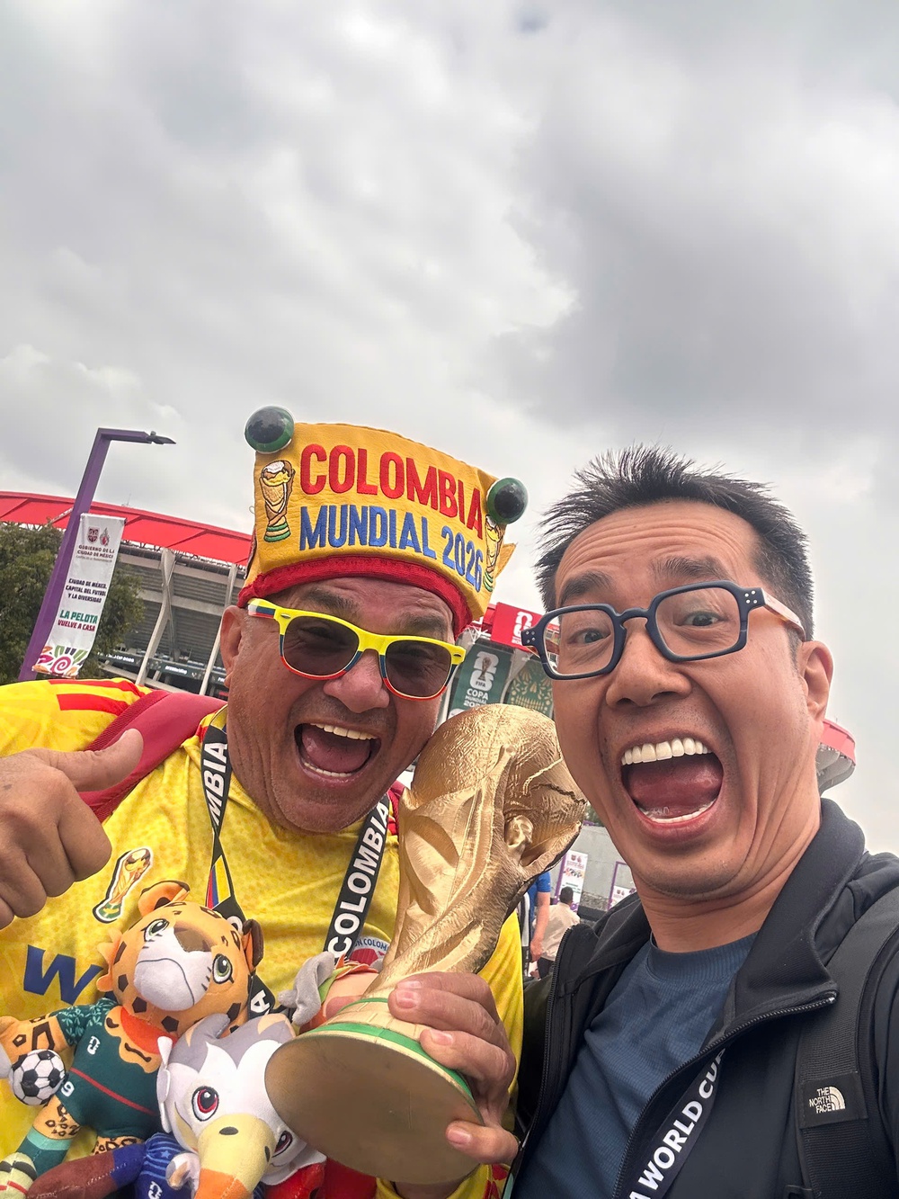 Trên những nẻo đường World Cup: Yêu World Cup như người Nam Mỹ đã yêu - Ảnh 2. Trên những nẻo đường World Cup: Yêu World Cup như người Nam Mỹ đã yêu - Ảnh 2.