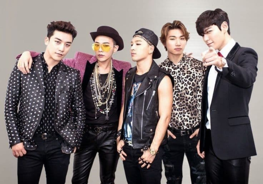 Bigbang xác nhận hai đêm diễn tại Hà Nội trong world tour kỷ niệm 20 năm - Ảnh 4. Bigbang xác nhận hai đêm diễn tại Hà Nội trong world tour kỷ niệm 20 năm - Ảnh 4.