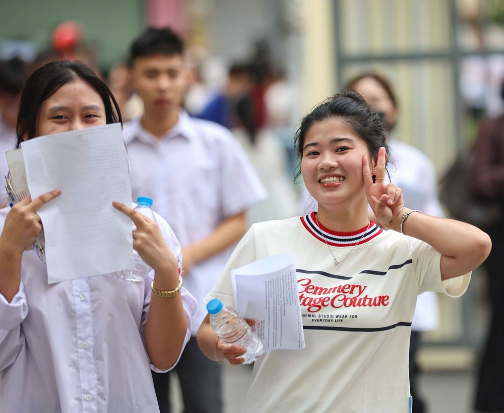 Thí sinh cả nước bước vào Kỳ thi tốt nghiệp THPT 2026 - Ảnh 10. Thí sinh cả nước bước vào Kỳ thi tốt nghiệp THPT 2026 - Ảnh 10.