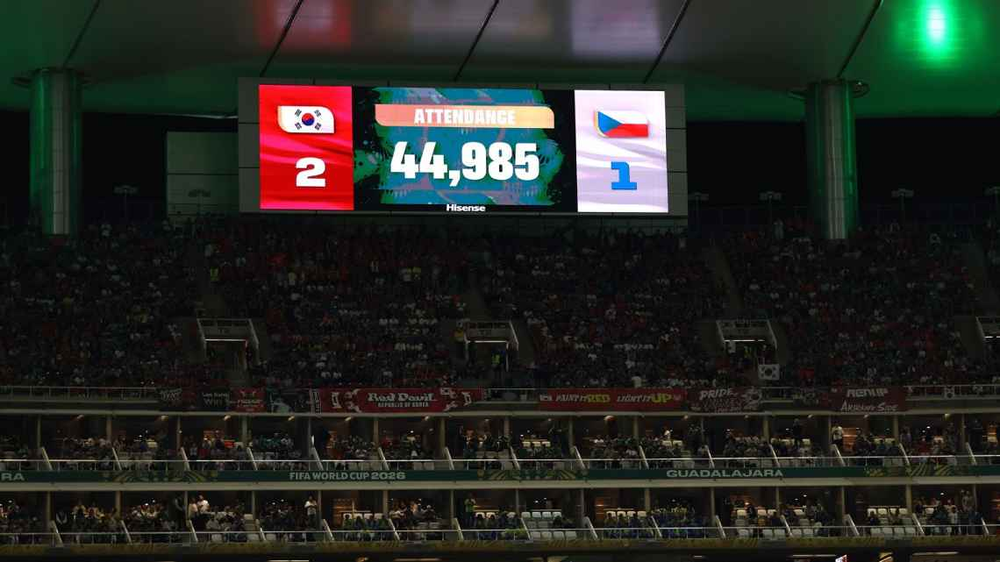Tin nóng thể thao sáng 13/6: Chủ tịch FIFA nói đùa rằng ĐT Italy sẽ dự World Cup nếu giải tăng lên 64 hoặc 208 đội - Ảnh 3. Tin nóng thể thao sáng 13/6: Chủ tịch FIFA nói đùa rằng ĐT Italy sẽ dự World Cup nếu giải tăng lên 64 hoặc 208 đội - Ảnh 3.