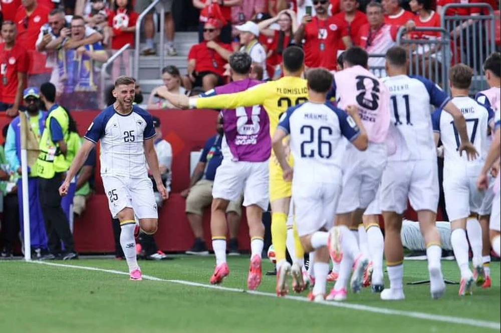 Nhận định Thụy Sĩ vs Bosnia & Herzegovina (2h00, 19/6) bảng B World Cup 2026: Lực lượng, đối đầu, tỷ lệ chiến thắng - Ảnh 2. Nhận định Thụy Sĩ vs Bosnia & Herzegovina (2h00, 19/6) bảng B World Cup 2026: Lực lượng, đối đầu, tỷ lệ chiến thắng - Ảnh 2.