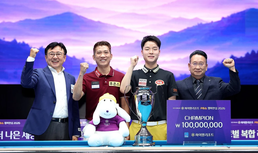 Ngô Đình Nại lỡ hẹn ngôi vô địch PBA Tour 2, ẵm giải Á quân cùng 500 triệu đồng tiền thưởng - Ảnh 4. Ngô Đình Nại lỡ hẹn ngôi vô địch PBA Tour 2, ẵm giải Á quân cùng 500 triệu đồng tiền thưởng - Ảnh 4.