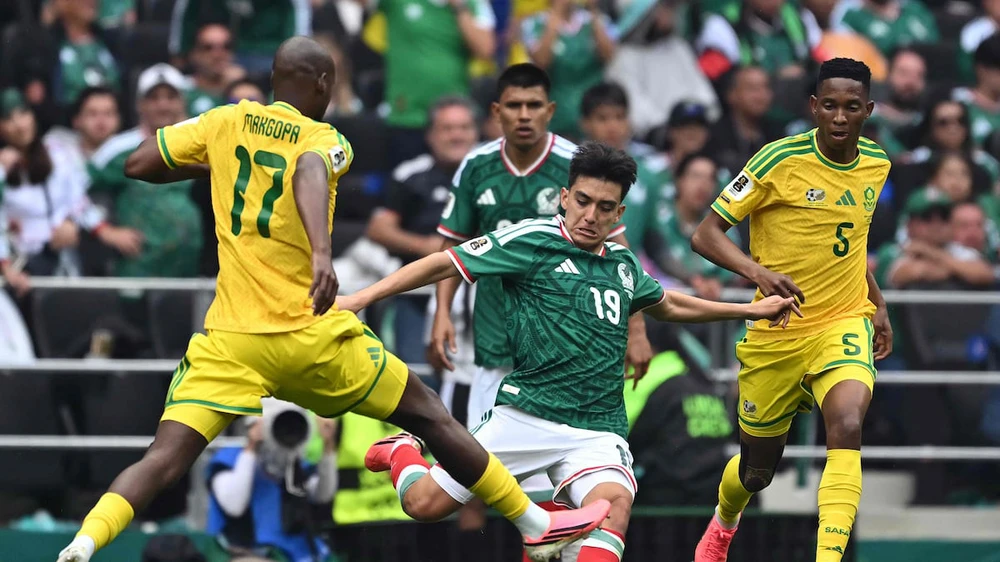 World Cup 2026 24h: Tuyển thủ Đức góp tiền đưa 600 CĐV tới sân đấu, Argentina triệu tập gấp tân binh Tottenham - Ảnh 1. World Cup 2026 24h: Tuyển thủ Đức góp tiền đưa 600 CĐV tới sân đấu, Argentina triệu tập gấp tân binh Tottenham - Ảnh 1.