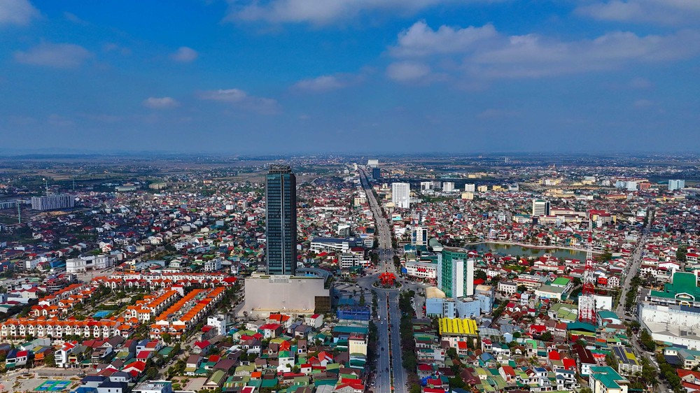 Sắp xếp thôn, tổ dân phố: Cơ hội để tập trung nguồn lực đầu tư, phát huy sức mạnh tự quản của cộng đồng - Ảnh 2.