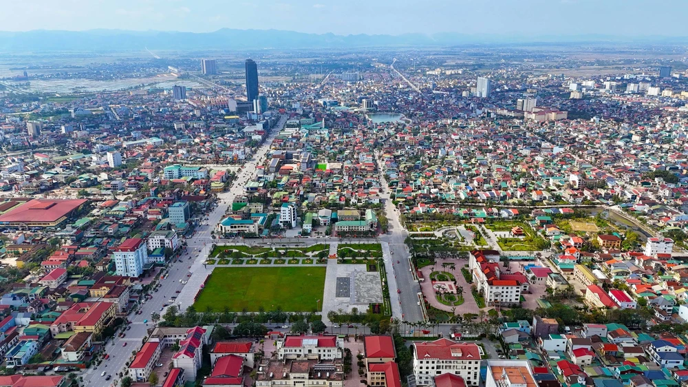 Sắp xếp thôn, tổ dân phố: Cơ hội để tập trung nguồn lực đầu tư, phát huy sức mạnh tự quản của cộng đồng - Ảnh 1.