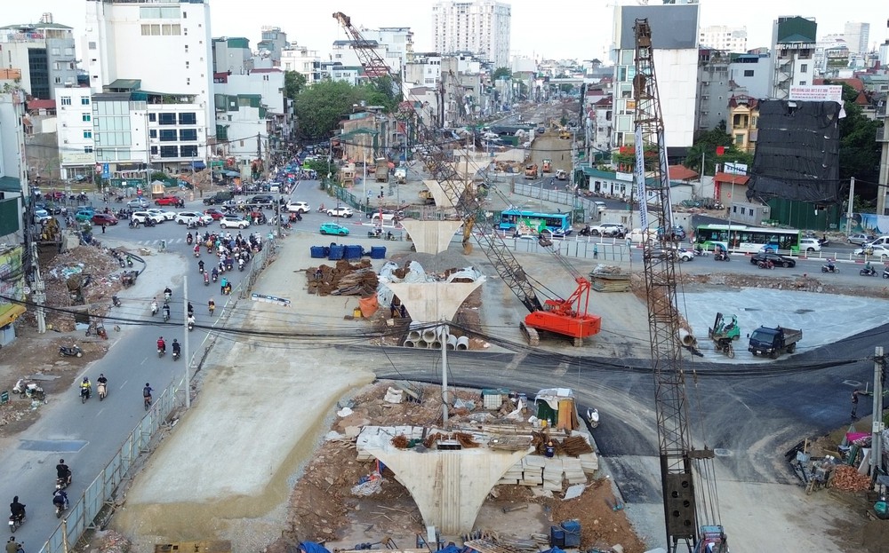 Hà Nội điều chỉnh giao thông nút giao Láng Hạ - Giảng Võ để thi công cầu vượt - Ảnh 2. Hà Nội điều chỉnh giao thông nút giao Láng Hạ - Giảng Võ để thi công cầu vượt - Ảnh 2.