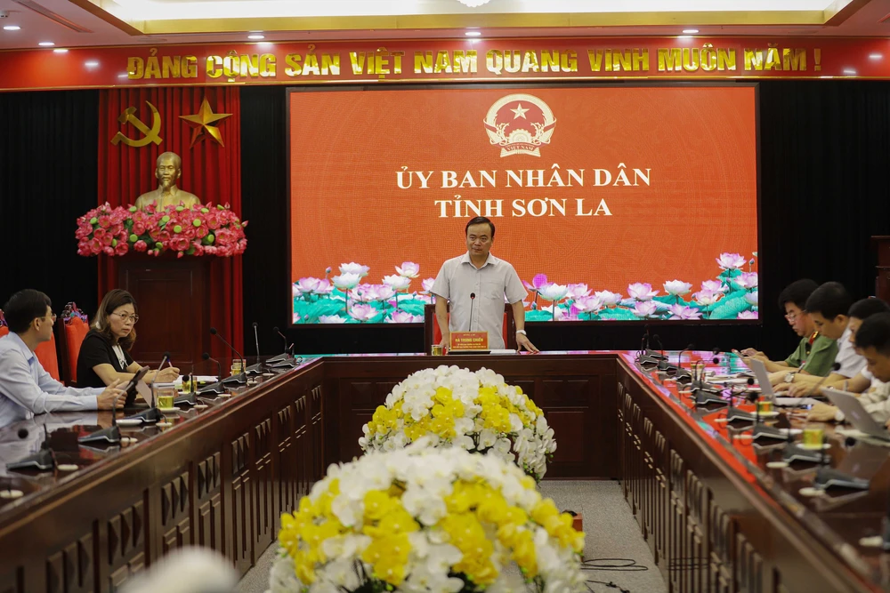 Tăng tốc xây dựng 13 trường nội trú ở vùng biên giới Sơn La - Ảnh 2. Tăng tốc xây dựng 13 trường nội trú ở vùng biên giới Sơn La - Ảnh 2.