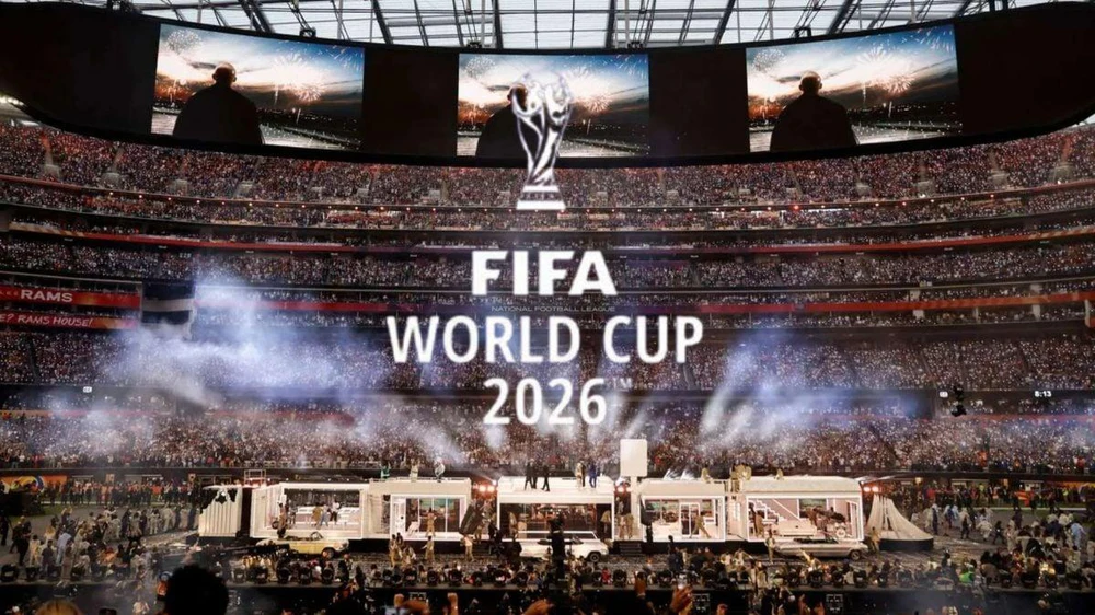 World Cup 2026 khai hội: Mỹ và Canada biến sân cỏ thành đại nhạc hội - Ảnh 1.