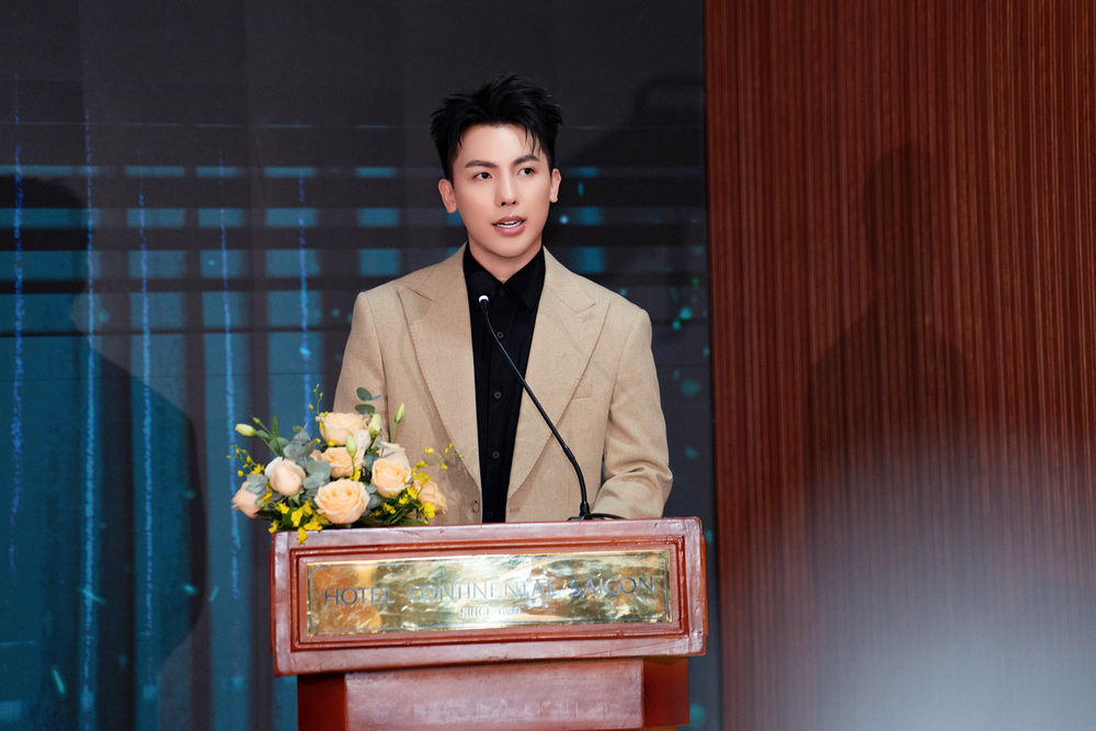 Hoa hậu Thu Thảo tự tin về lợi thế chiều cao khi đại diện Việt Nam ở Miss Globe 2026 - Ảnh 2. Hoa hậu Thu Thảo tự tin về lợi thế chiều cao khi đại diện Việt Nam ở Miss Globe 2026 - Ảnh 2.