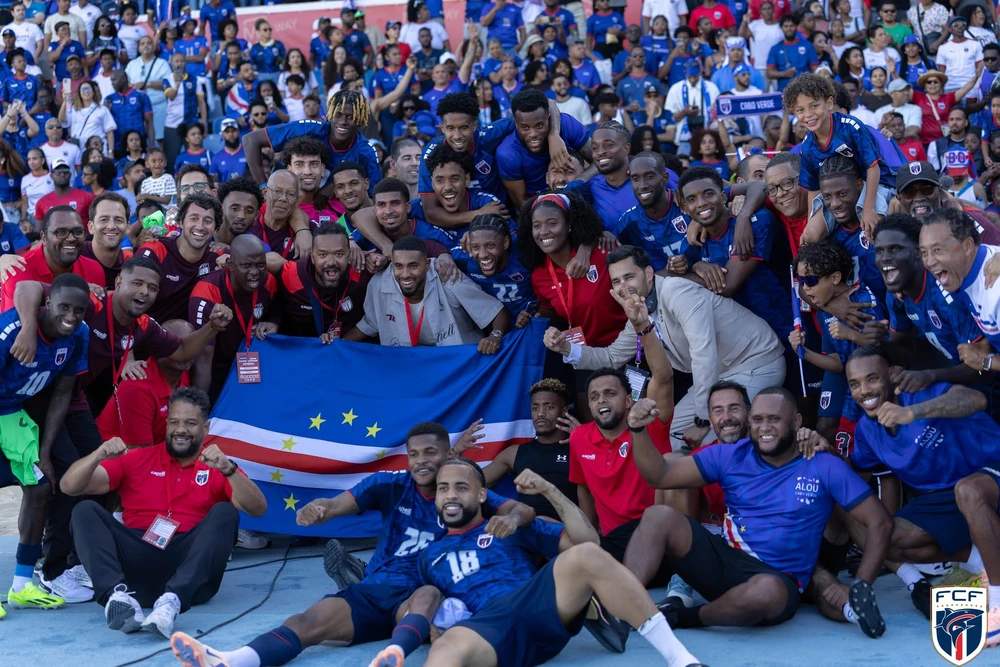 Đoản khúc World Cup: Chuyến lãng du của “Cá mập xanh” - Ảnh 1. Đoản khúc World Cup: Chuyến lãng du của “Cá mập xanh” - Ảnh 1.