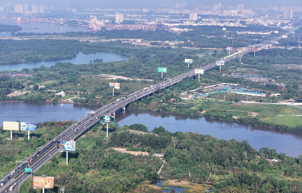 Luật Đô thị đặc biệt: Đột phá thể chế để phát triển bền vững - Ảnh 3. Luật Đô thị đặc biệt: Đột phá thể chế để phát triển bền vững - Ảnh 3.