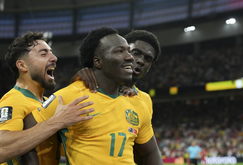 Đánh bại Thổ Nhĩ Kỳ 2-0, Australia khởi đầu World Cup 2026 đầy ấn tượng - Ảnh 1. Đánh bại Thổ Nhĩ Kỳ 2-0, Australia khởi đầu World Cup 2026 đầy ấn tượng - Ảnh 1.
