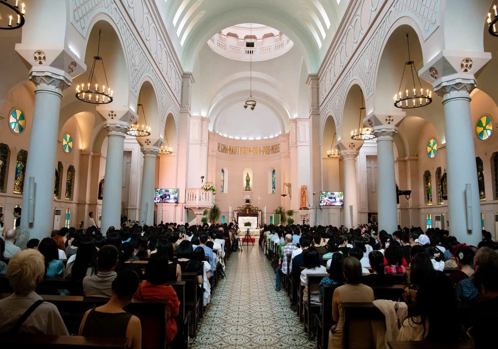 Khi Bach vang lên dưới vòm Nhà thờ Cửa Bắc - Ảnh 5. Khi Bach vang lên dưới vòm Nhà thờ Cửa Bắc - Ảnh 5.