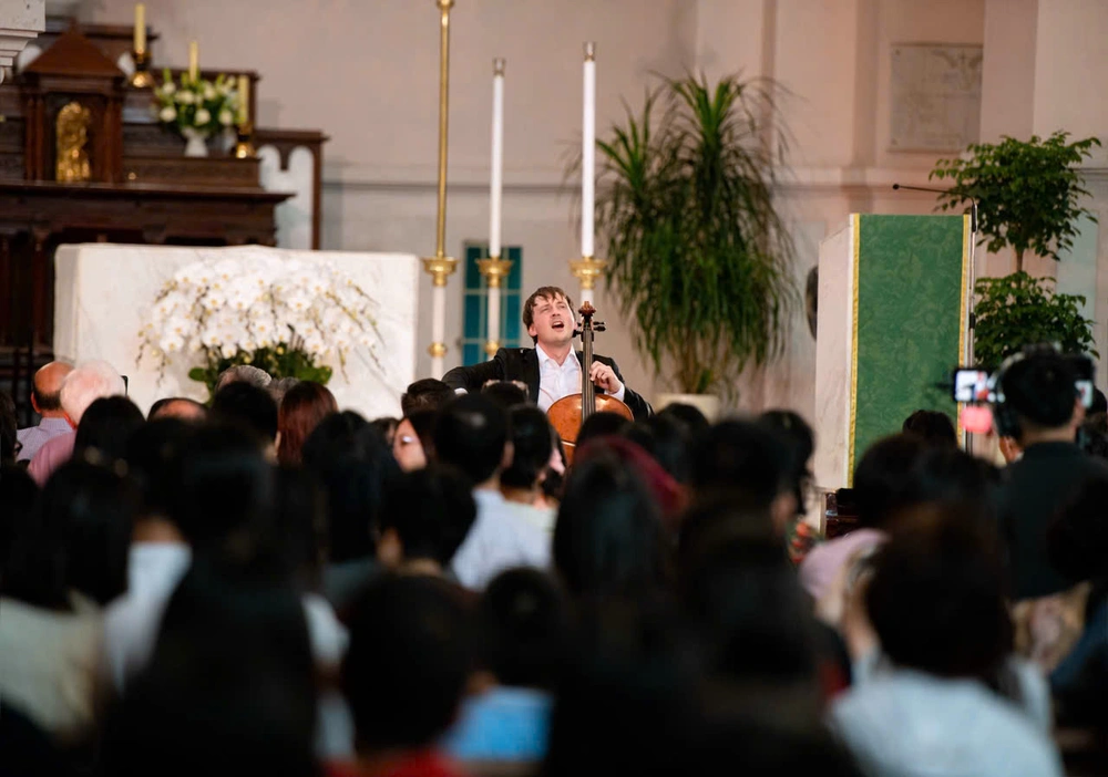 Khi Bach vang lên dưới vòm Nhà thờ Cửa Bắc - Ảnh 9. Khi Bach vang lên dưới vòm Nhà thờ Cửa Bắc - Ảnh 9.