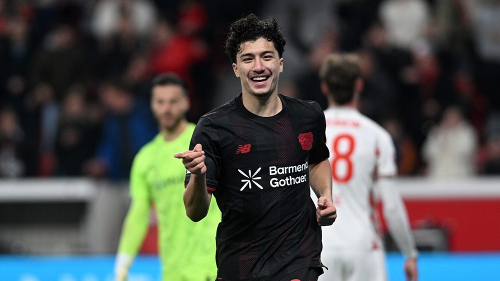 Ibrahim Maza: Cầu thủ gốc Việt sẵn sàng đối đầu Messi - Ảnh 1. Ibrahim Maza: Cầu thủ gốc Việt sẵn sàng đối đầu Messi - Ảnh 1.