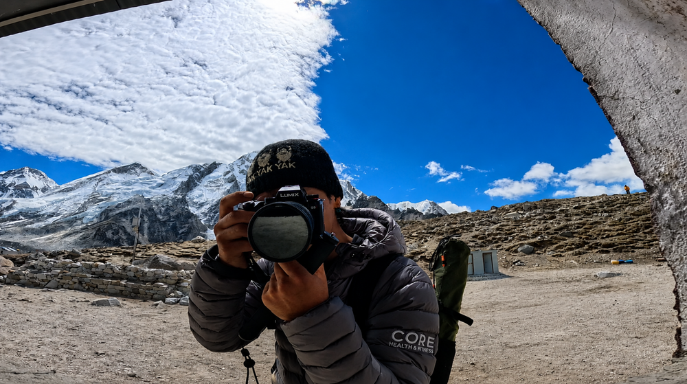 Phía sau những khung hình triệu view tại Everest: Cuộc đua thầm lặng của team Seara Sports Systems - Ảnh 2. Phía sau những khung hình triệu view tại Everest: Cuộc đua thầm lặng của team Seara Sports Systems - Ảnh 2.