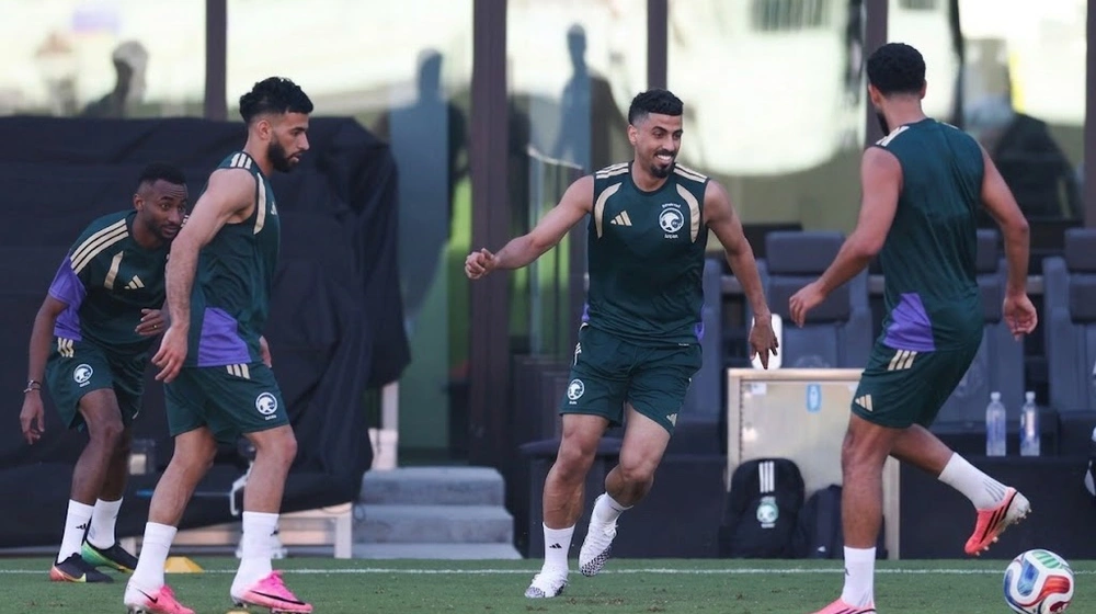 Saudi Arabia không còn là cái tên xa lạ tại sân chơi World Cup. Kể từ lần đầu tiên góp mặt vào năm 1994, đại diện Tây Á đã trở thành khách quen của ngày hội bóng đá lớn nhất hành tinh. Ảnh: AFP Tỷ lệ chiến thắng Saudi Arabia vs Uruguay (bảng H World Cup 2026): Đại diện Nam Mỹ chiếm ưu thế - Ảnh 2.