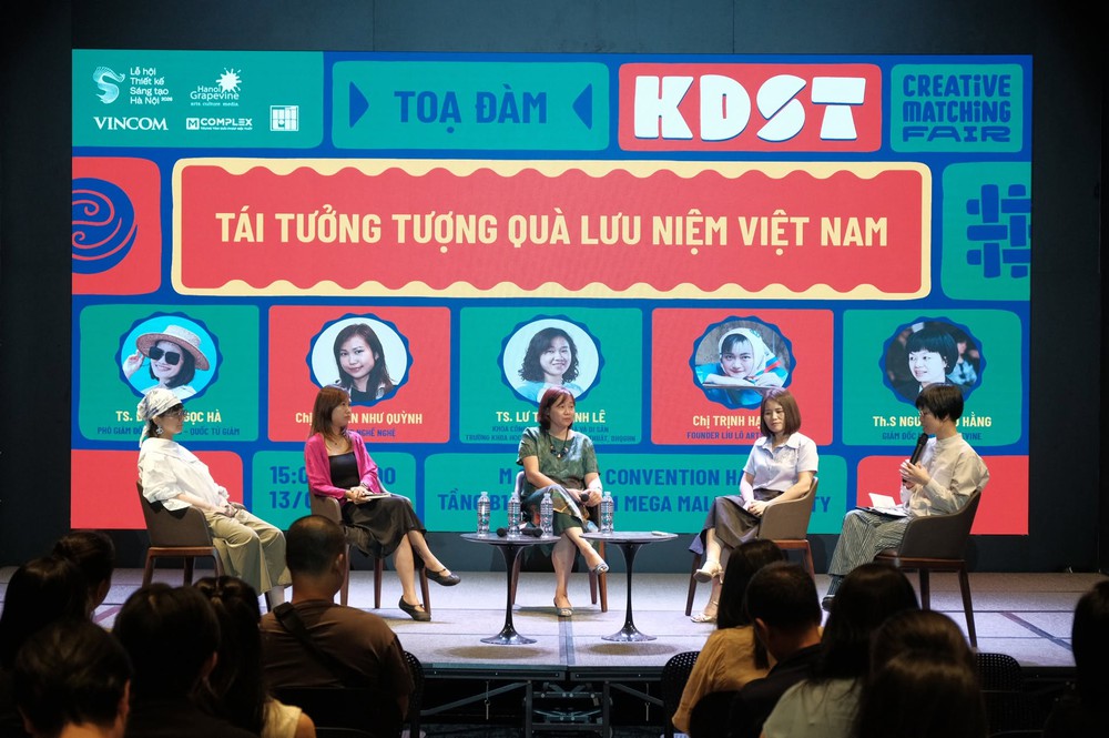 Khi quà lưu niệm trở thành "đại sứ văn hóa" - Ảnh 1. Khi quà lưu niệm trở thành "đại sứ văn hóa" - Ảnh 1.