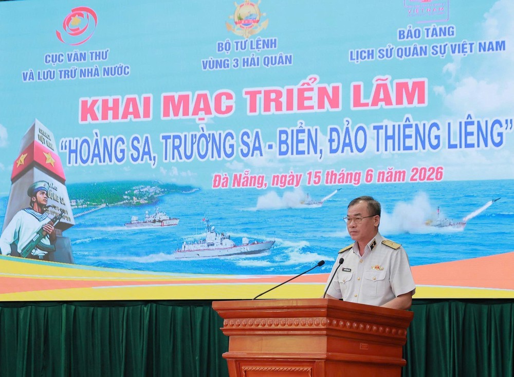 Khai mạc Triển lãm "Hoàng Sa, Trường Sa - Biển, đảo thiêng liêng" - Ảnh 3.