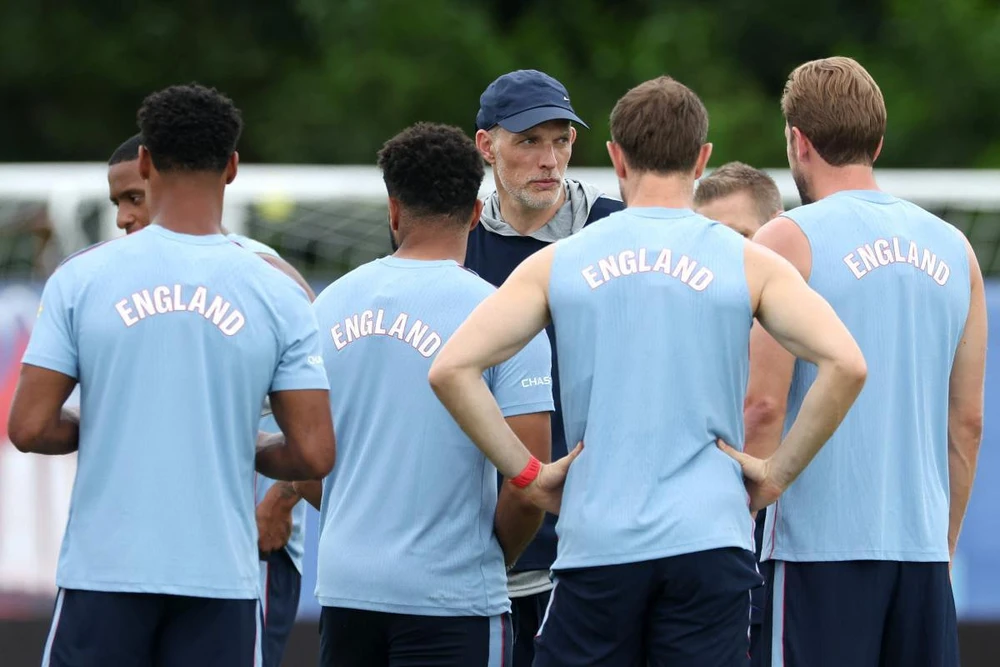 Cà phê World Cup: Tuchel không cần tuyển Anh phải yêu nhau - Ảnh 1. Cà phê World Cup: Tuchel không cần tuyển Anh phải yêu nhau - Ảnh 1.