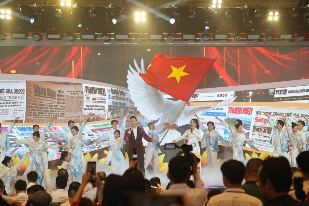 Hội Báo toàn quốc 2026: Dấu ấn đổi mới của báo chí trong kỷ nguyên số - Ảnh 3. Hội Báo toàn quốc 2026: Dấu ấn đổi mới của báo chí trong kỷ nguyên số - Ảnh 3.