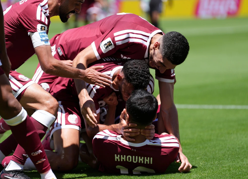 Nhận định Canada vs Qatar (5h, 19/6) bảng B World Cup 2026: Lực lượng, đối đầu, tỷ lệ chiến thắng - Ảnh 2. Nhận định Canada vs Qatar (5h, 19/6) bảng B World Cup 2026: Lực lượng, đối đầu, tỷ lệ chiến thắng - Ảnh 2.