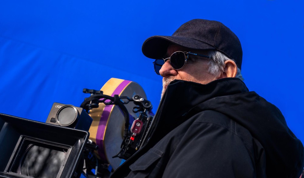 "Disclosure Day": Steven Spielberg trở lại đỉnh cao với cú nổ phòng vé mùa Hè - Ảnh 1. "Disclosure Day": Steven Spielberg trở lại đỉnh cao với cú nổ phòng vé mùa Hè - Ảnh 1.