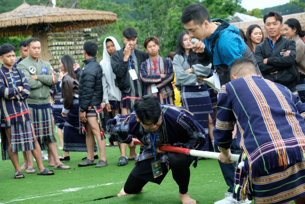 Quảng bá văn hóa người K'Ho dưới chân núi Lang Biang - Ảnh 3. Quảng bá văn hóa người K'Ho dưới chân núi Lang Biang - Ảnh 3.