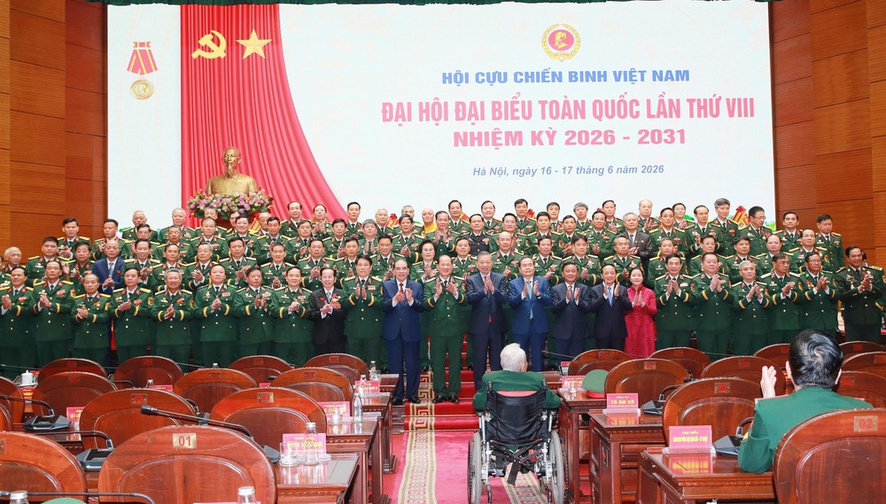 Thượng tướng Bế Xuân Trường tái đắc cử Chủ tịch Hội Cựu chiến binh Việt Nam khóa VIII - Ảnh 1. Thượng tướng Bế Xuân Trường tái đắc cử Chủ tịch Hội Cựu chiến binh Việt Nam khóa VIII - Ảnh 1.