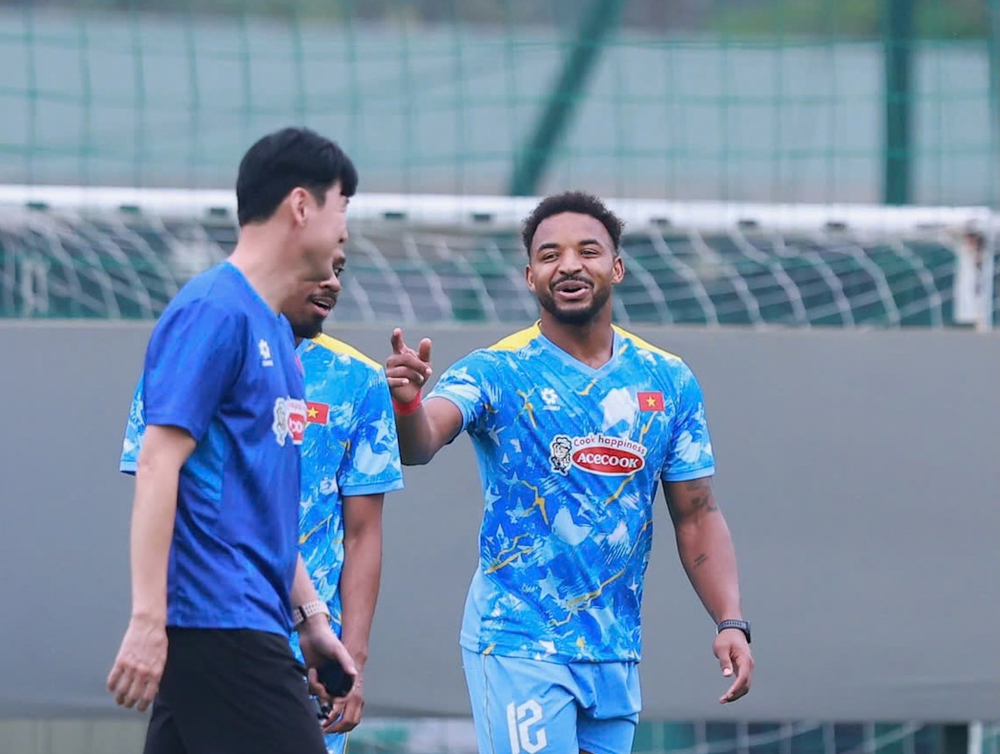 Đội tuyển Việt Nam đặt mục tiêu vào chung kết ASEAN Cup - Ảnh 2. Đội tuyển Việt Nam đặt mục tiêu vào chung kết ASEAN Cup - Ảnh 2.