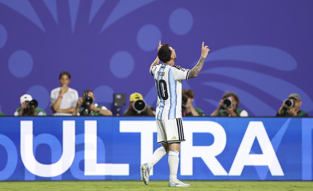 Messi là huyền thoại bất tử - Ảnh 2.