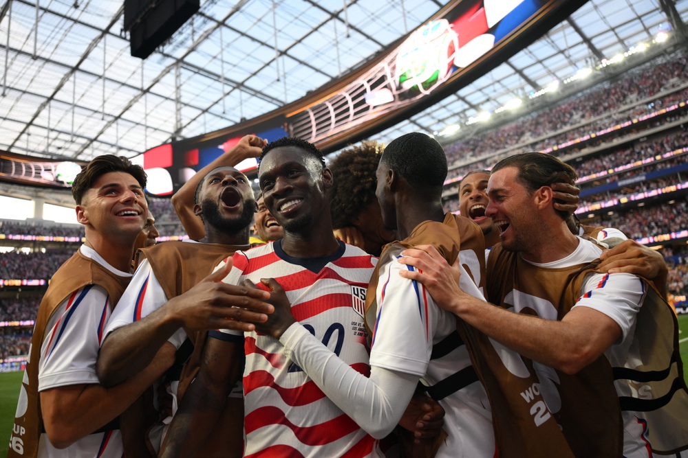 Đoản khúc World Cup: Đêm mất ngủ ở Seattle - Ảnh 1. Đoản khúc World Cup: Đêm mất ngủ ở Seattle - Ảnh 1.