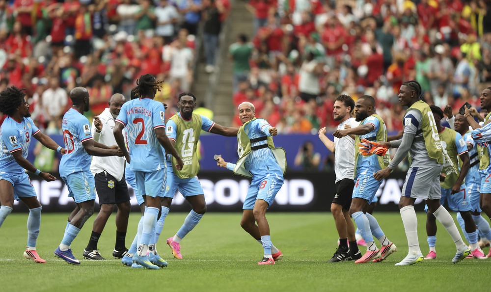Fimbu: Điệu nhảy đặc biệt của CHDC Congo gây sốt tại World Cup 2026 - Ảnh 1. Fimbu: Điệu nhảy đặc biệt của CHDC Congo gây sốt tại World Cup 2026 - Ảnh 1.