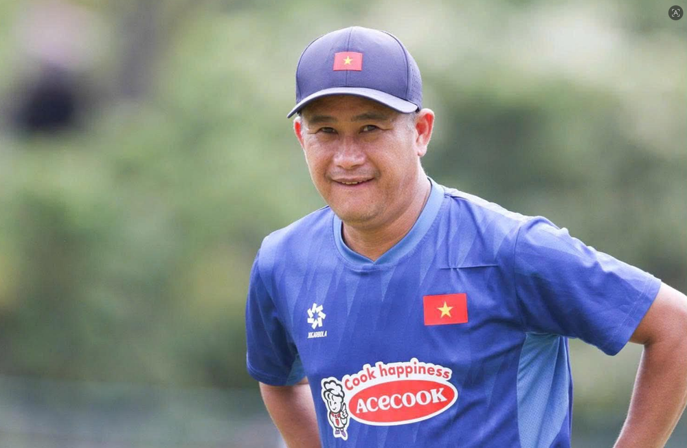 HLV Đinh Hồng Vinh: World Cup là 'giảng đường bóng đá lớn nhất thế giới' - Ảnh 1.