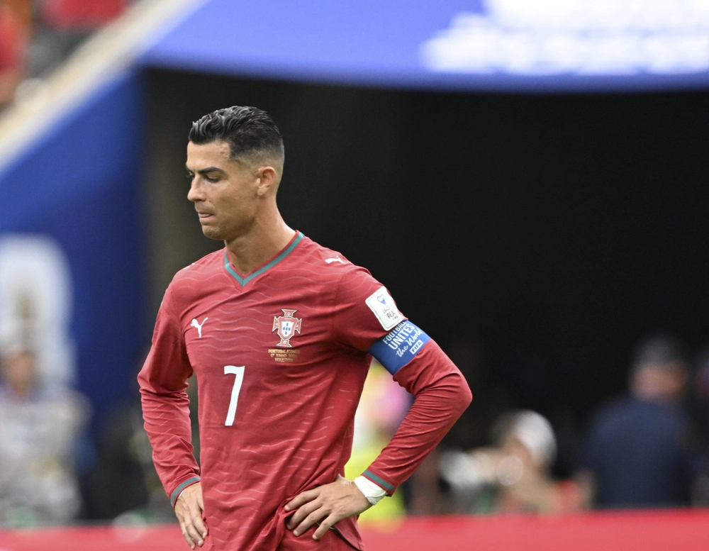 World Cup 2026 24h: HLV Bồ Đào Nha bảo vệ Ronaldo, ngôi sao World Cup bị điều tra dàn xếp tỷ số - Ảnh 1. World Cup 2026 24h: HLV Bồ Đào Nha bảo vệ Ronaldo, ngôi sao World Cup bị điều tra dàn xếp tỷ số - Ảnh 1.