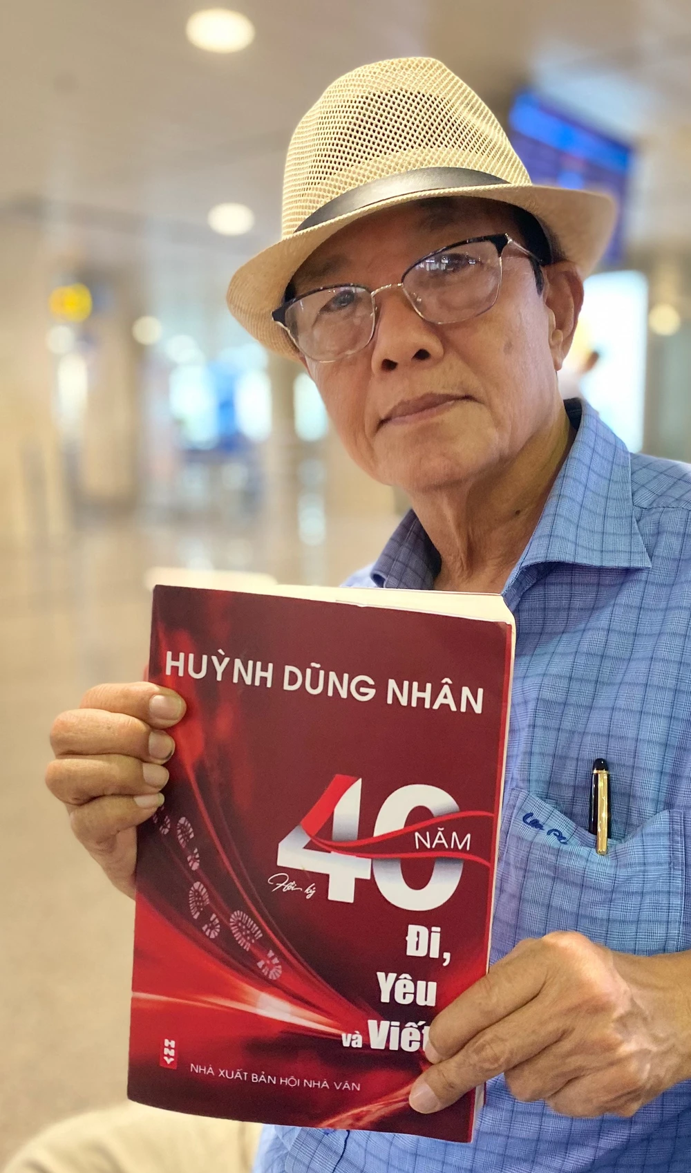 Nhà báo Huỳnh Dũng Nhân: Hành trình dấn thân hơn "40 năm đi, yêu và viết" - Ảnh 10. Nhà báo Huỳnh Dũng Nhân: Hành trình dấn thân hơn "40 năm đi, yêu và viết" - Ảnh 10.