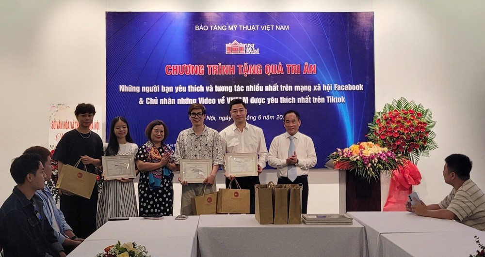 Lan tỏa tình yêu mỹ thuật trên các nền tảng số - Ảnh 1. Lan tỏa tình yêu mỹ thuật trên các nền tảng số - Ảnh 1.