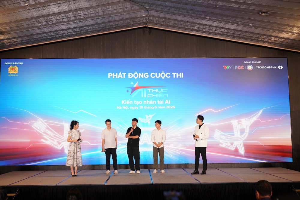 AI Thực chiến 2026: Kiến tạo thế hệ trẻ Việt làm chủ trí tuệ nhân tạo - Ảnh 2. AI Thực chiến 2026: Kiến tạo thế hệ trẻ Việt làm chủ trí tuệ nhân tạo - Ảnh 2.