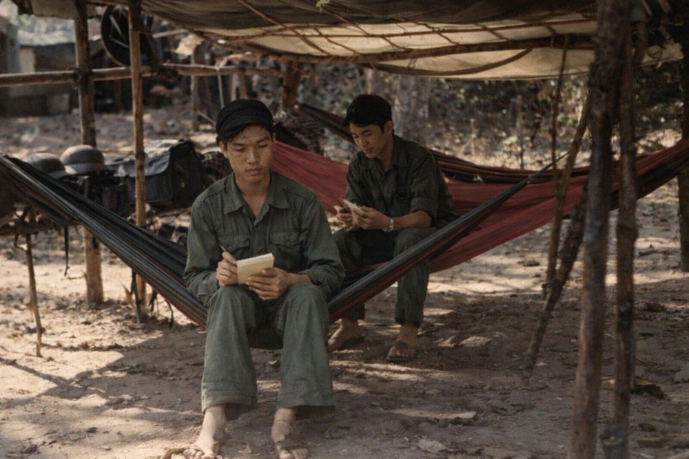 Bài 21/6 - Nhà báo Vũ Xuân Bân: Còn đi, còn viết sau hơn nửa thế kỷ - Ảnh 4. Bài 21/6 - Nhà báo Vũ Xuân Bân: Còn đi, còn viết sau hơn nửa thế kỷ - Ảnh 4.