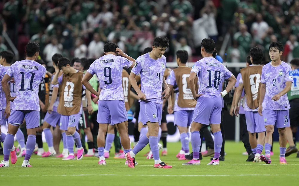 World Cup 2026 24h: Cầu thủ Hà Lan bị chấn động não vì va chạm trong buổi tập, Neymar tiếp tục lỡ hẹn cùng ĐT Brazil - Ảnh 4. World Cup 2026 24h: Cầu thủ Hà Lan bị chấn động não vì va chạm trong buổi tập, Neymar tiếp tục lỡ hẹn cùng ĐT Brazil - Ảnh 4.