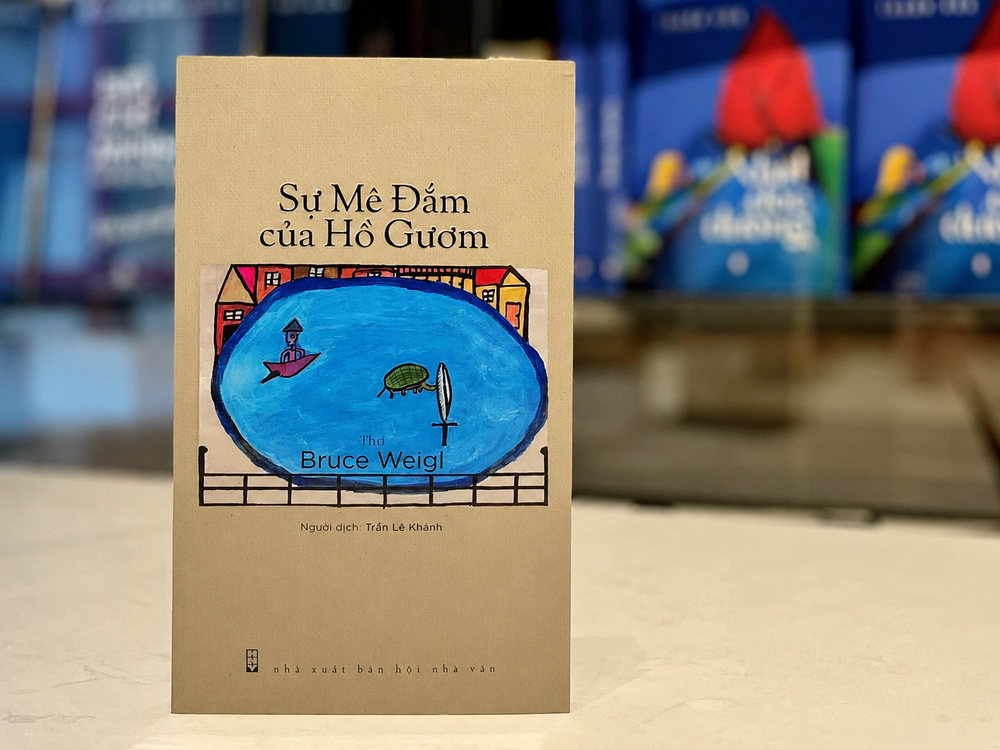 Hà Nội trong sự mê đắm của một nhà thơ Mỹ - Ảnh 2. Hà Nội trong sự mê đắm của một nhà thơ Mỹ - Ảnh 2.