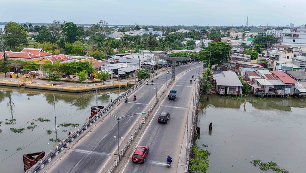 Phó Thủ tướng Nguyễn Văn Thắng: Chấm điểm KPI trong giải ngân đầu tư công giúp nâng cao hiệu quả sử dụng vốn - Ảnh 3. Phó Thủ tướng Nguyễn Văn Thắng: Chấm điểm KPI trong giải ngân đầu tư công giúp nâng cao hiệu quả sử dụng vốn - Ảnh 3.