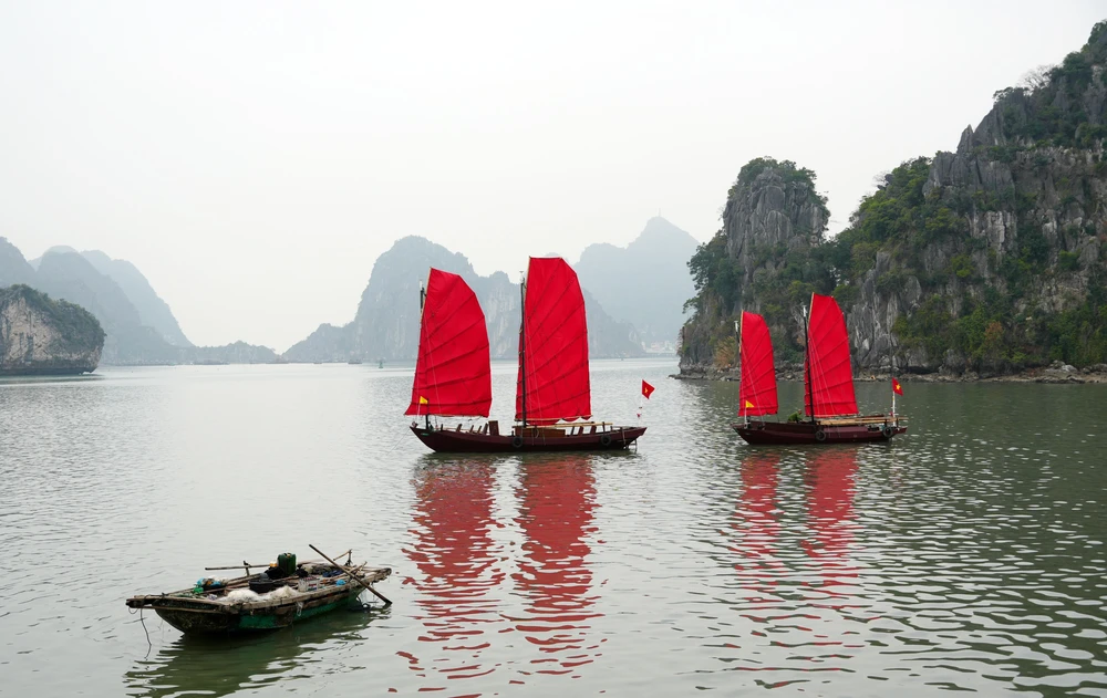 Giữ vững thương hiệu Vịnh Hạ Long - điểm đến an toàn, thân thiện  - Ảnh 2.