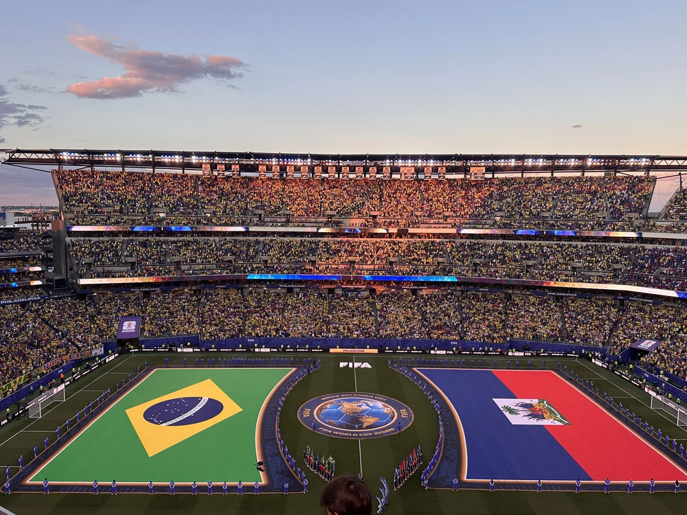 Ký sự World Cup: Ngày Brazil nhuộm vàng Philadelphia - Ảnh 2. Ký sự World Cup: Ngày Brazil nhuộm vàng Philadelphia - Ảnh 2.