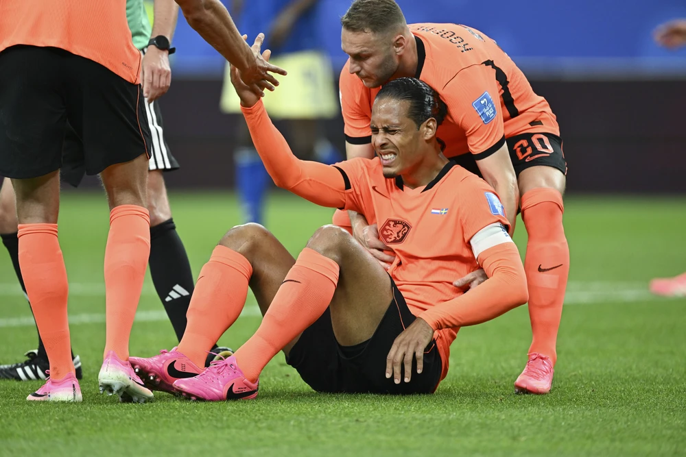 World Cup 2026: Virgil van Dijk 'mất cảm giác ở chân', nguy cơ lỡ trận tiếp theo của Hà Lan  - Ảnh 1.