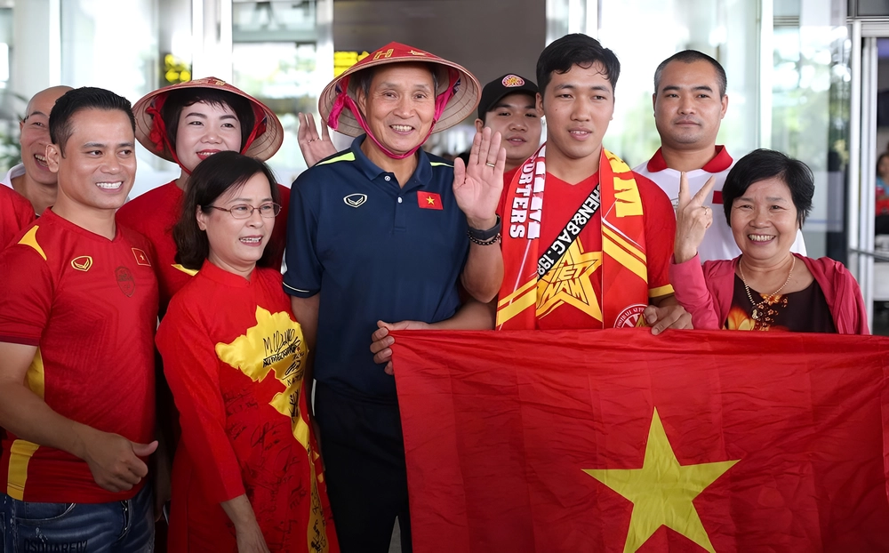 Báo chí thể thao trong mắt những người làm thể thao: "Phải là cầu nối đưa thể thao đến với người hâm mộ" (21/6) - Ảnh 2. Báo chí thể thao trong mắt những người làm thể thao: "Phải là cầu nối đưa thể thao đến với người hâm mộ" (21/6) - Ảnh 2.