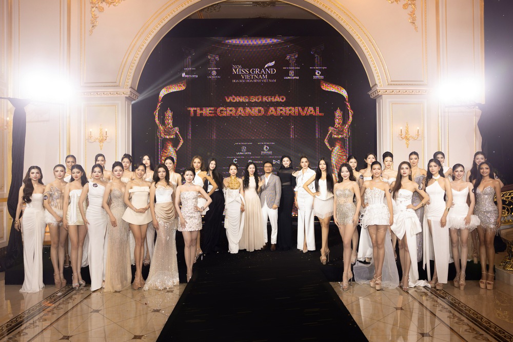 Miss Grand Vietnam: Dàn người đẹp mang áo bà ba, gánh hàng rong lên sân khấu - Ảnh 5. Miss Grand Vietnam: Dàn người đẹp mang áo bà ba, gánh hàng rong lên sân khấu - Ảnh 5.