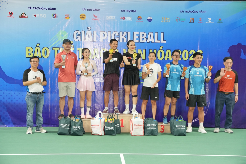 Khép lại Giải Pickleball Báo Thể thao & Văn hóa 2026: Lan tỏa tinh thần kết nối giữa báo chí, nghệ sĩ và doanh nghiệp - Ảnh 4. Khép lại Giải Pickleball Báo Thể thao & Văn hóa 2026: Lan tỏa tinh thần kết nối giữa báo chí, nghệ sĩ và doanh nghiệp - Ảnh 4.