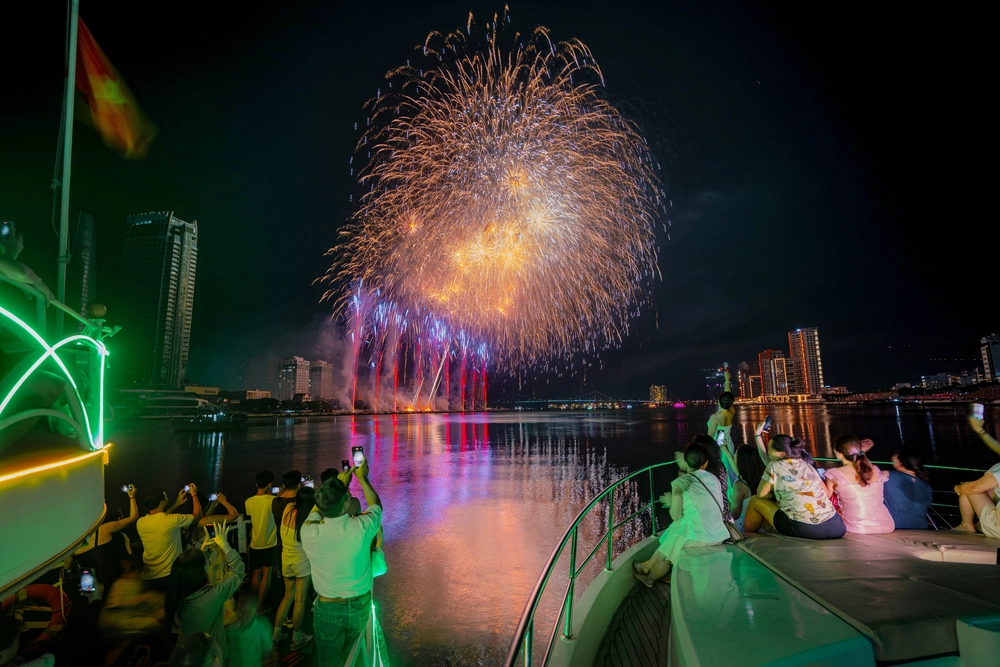 DIFF 2026: Đức và Ma Cao (Trung Quốc) thắp sáng sông Hàn đêm sáng tạo - Ảnh 6. DIFF 2026: Đức và Ma Cao (Trung Quốc) thắp sáng sông Hàn đêm sáng tạo - Ảnh 6.